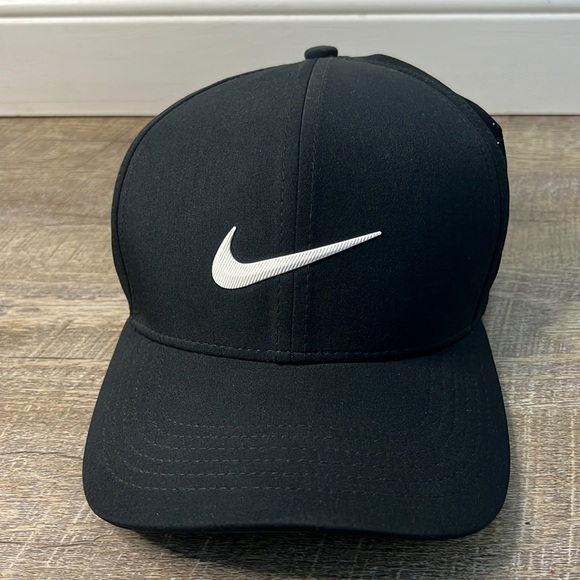 Nike Accessories Nwot Nike Black Golf Hat Size Lxl Poshmark